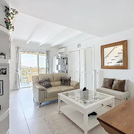 Daire Terrace Sea View In Saint-raphael *